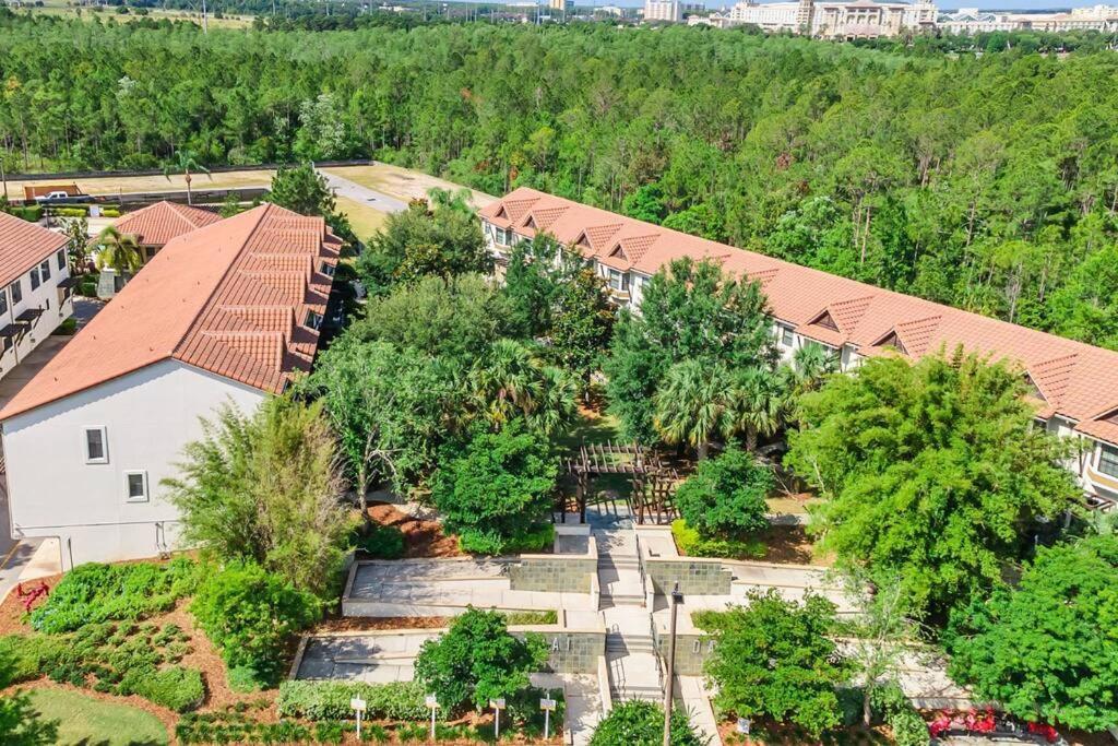 Cozy & Elegant 4Br Enchanted Townhouse - 1 Mile To Disney With Resort Pool, Gym, & Jacuzzi Orlando Exterior photo