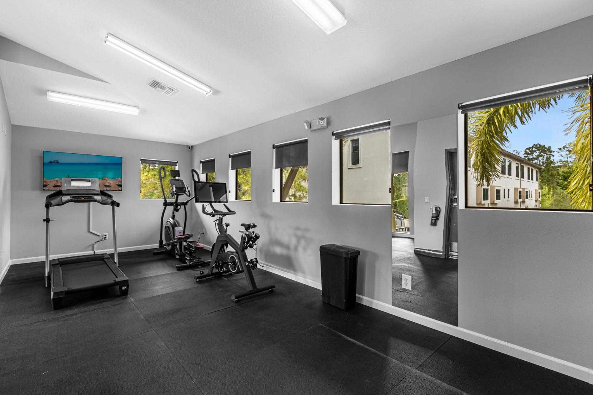 Cozy & Elegant 4Br Enchanted Townhouse - 1 Mile To Disney With Resort Pool, Gym, & Jacuzzi Orlando Exterior photo