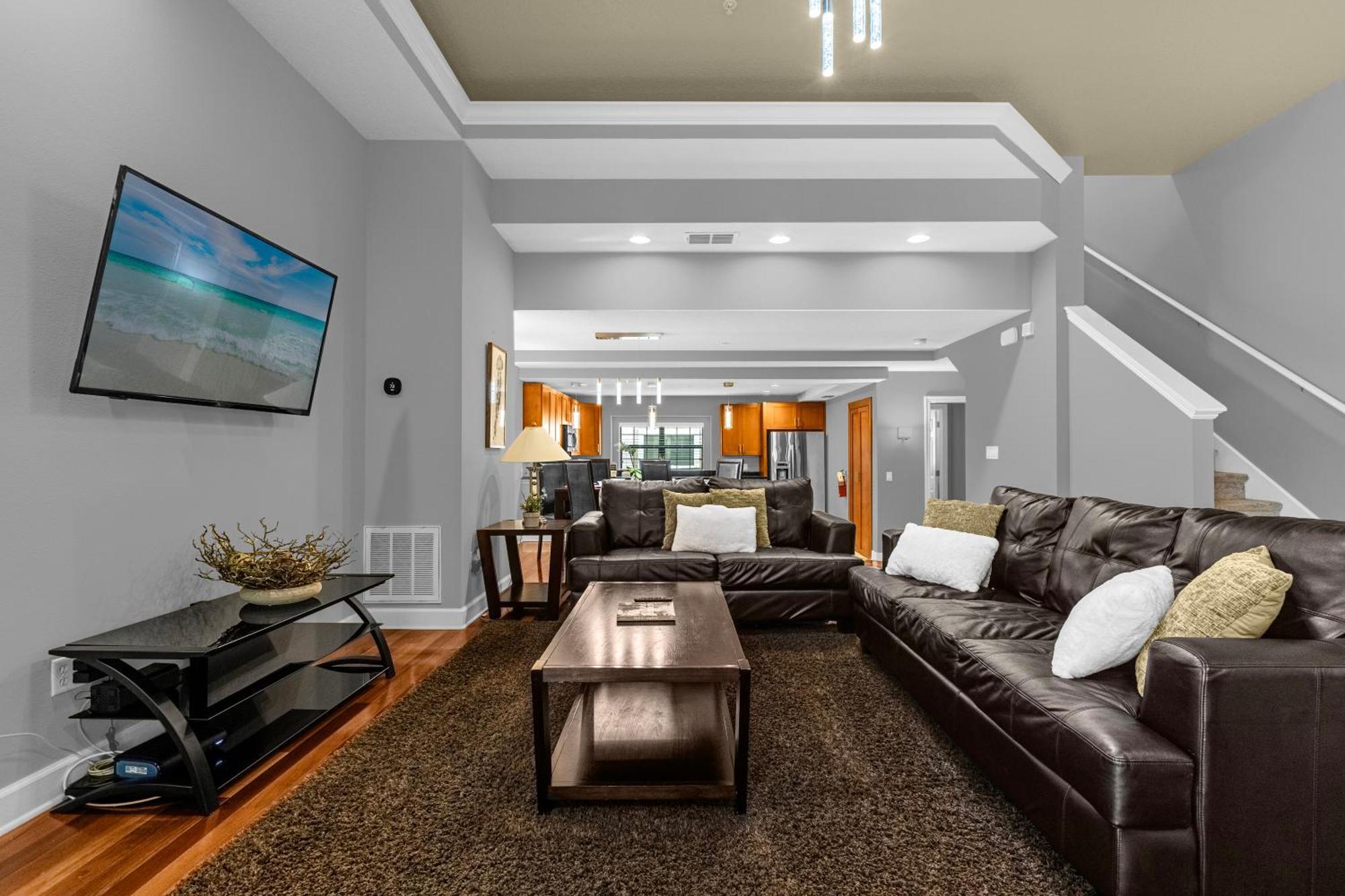 Cozy & Elegant 4Br Enchanted Townhouse - 1 Mile To Disney With Resort Pool, Gym, & Jacuzzi Orlando Exterior photo