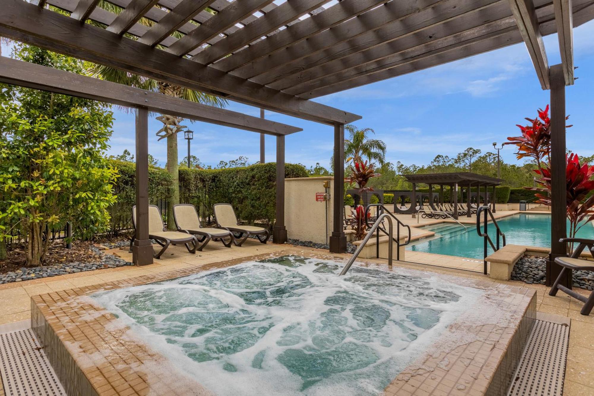 Cozy & Elegant 4Br Enchanted Townhouse - 1 Mile To Disney With Resort Pool, Gym, & Jacuzzi Orlando Exterior photo