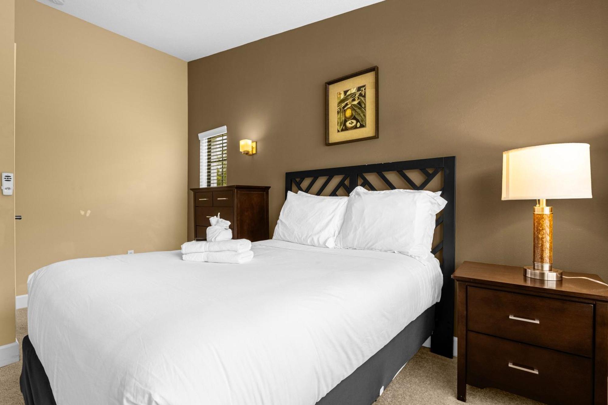 Cozy & Elegant 4Br Enchanted Townhouse - 1 Mile To Disney With Resort Pool, Gym, & Jacuzzi Orlando Exterior photo